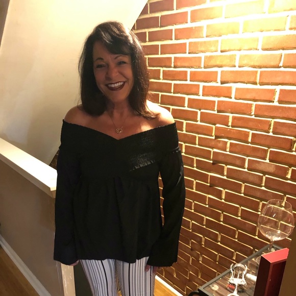 Meet your Posher, Mariealaina - Picture 2 of 2